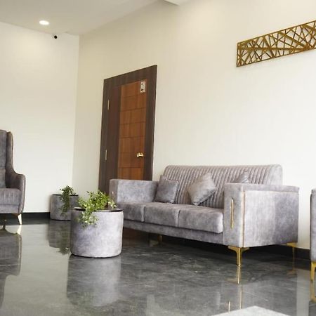 Hotel Quince Elite Mysuru Zewnętrze zdjęcie