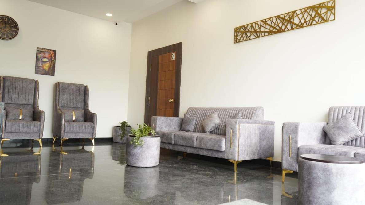 Hotel Quince Elite Mysuru Zewnętrze zdjęcie