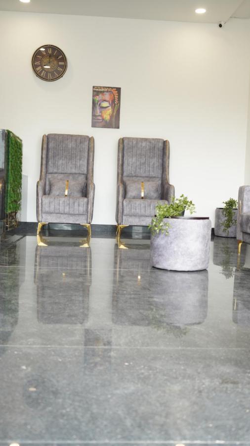 Hotel Quince Elite Mysuru Zewnętrze zdjęcie